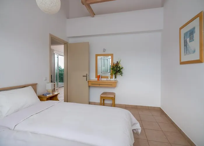 Schiza Feriehus Finikounta